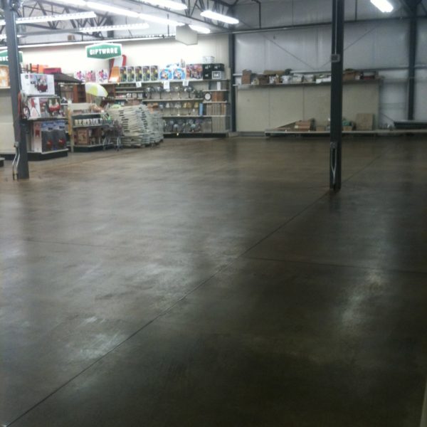 Sealed Concrete Floors in American Falls | Silver Crest Corp.